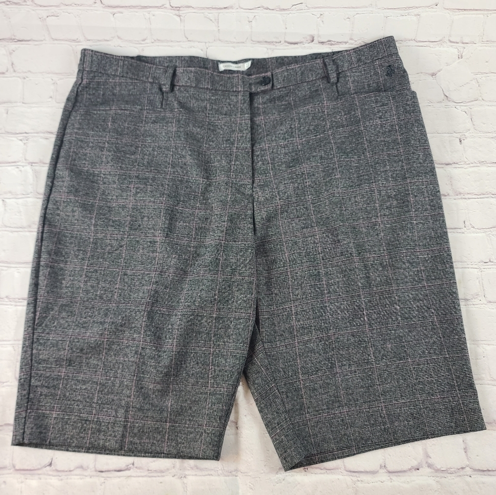 Green Lamb Womens 16  Bermuda Golf Shorts Grey Plaid